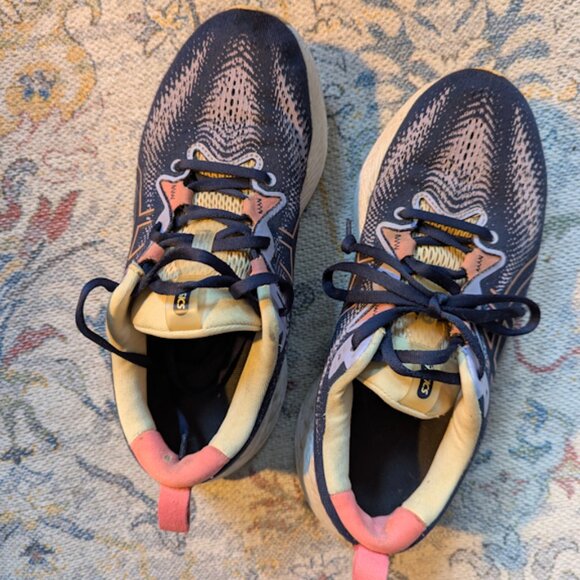 Asics Gel Women's US Size 9 Running Shoes Navy/Pink - Picture 2 of 5